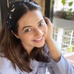 Isha Chawla Instagram - Still in my pyjamas kind of a #sunday 💙 . . . #lazysunday #sundayfunday #pyajamas #eshachawla #readingtime #gratitude #indebtedtotheuniverse ♥️