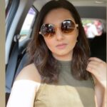 Isha Chawla Instagram – New/Old but new shades found during Diwali cleaning .
.
I think they look really cool … can’t understand why I didn’t wear them for almost four years 😎
.
Maybe that’s why they say kisi ko waqt se pehle kuchh nahin milta …
.
.
#eshachawla #shady #shadybaby #shades #sunnyday #sunnies #browngirl #sunkisses #lostnfound #treasuresoflife #litlejoysoflife #gratitude