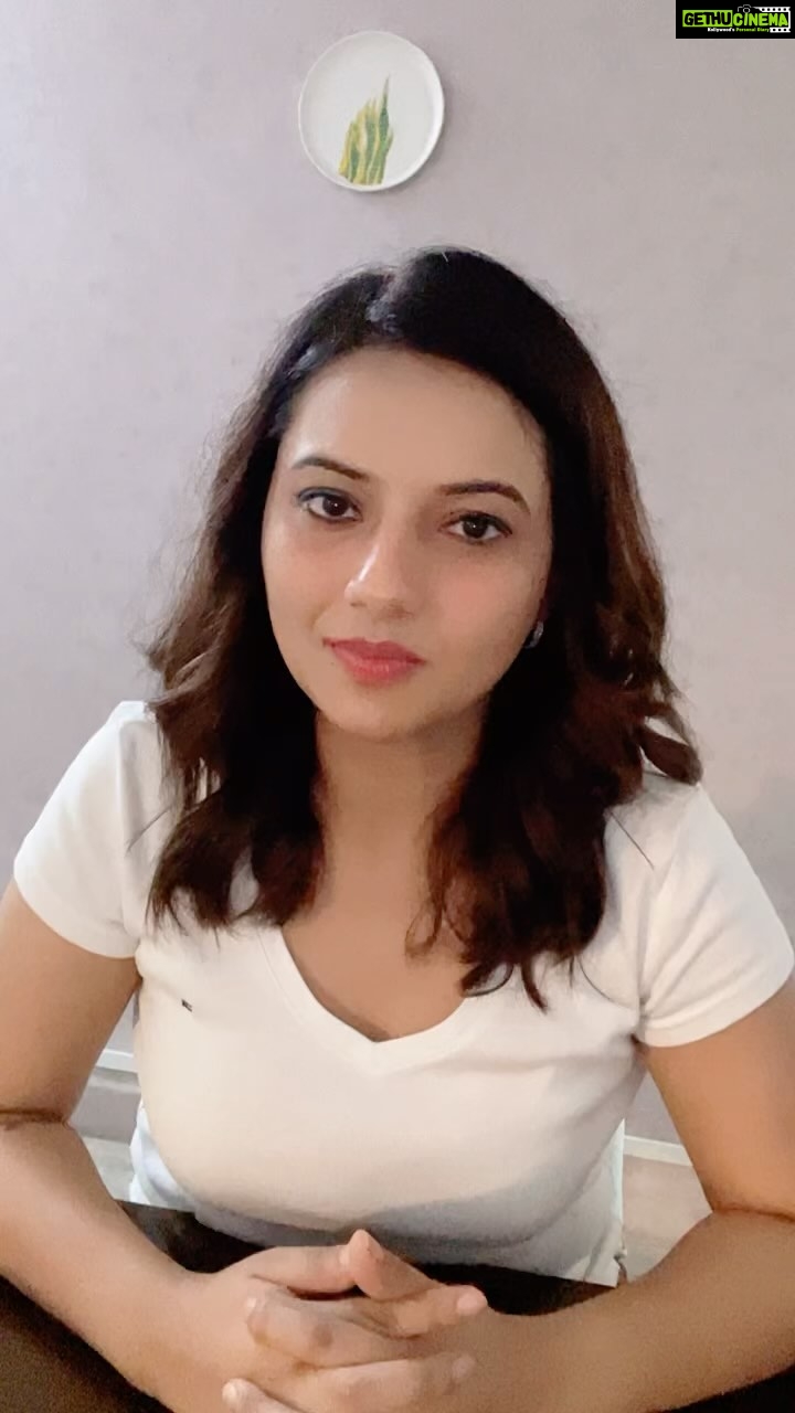 Isha Chawla - 13.4K Likes - Just get the hell and heaven . 🙈
.
.
.
.
#eshachawla #tollywood #telugureels #teluguactress #reels #trending #eshachawlareels #telugucinema #interview #comedy #comedyvideos #funnyreels #comedyreels