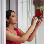 Isha Chawla Instagram - Happy varalakshmi pooja … Happy Onam 💖 📸 - @karteeksivagouni . . . . #eshachawla #pink #onam #love #tollywood #varalakshmi #varalakshmivratham #tollywoodactress #indian #festival #diya #gratitude