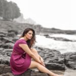 Isha Chawla Instagram - Last and my favourite from this lot .💖 . . . 📸- @karteeksivagouni #photomaker #pink #eshachawla #esha #tollywood #beach #beachside #beachvibes #gameoftones #love #monsoon #sagarkinare #heart #love #photography #shootlife #photoshoot #mumbai #gratitude #pyaar #happiness