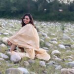 Isha Chawla Instagram - Waadiyaan … ⛰ . . . . #eshachawla #himachal #love #waadiyan #bahaar #paontasahib #pyaar #pahad #teluguactress #tollywood #indian #traditional #gratitude #nature Paonta, Himachal Pradesh, India