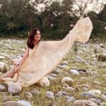 Isha Chawla Instagram - Waadiyaan … ⛰ . . . . #eshachawla #himachal #love #waadiyan #bahaar #paontasahib #pyaar #pahad #teluguactress #tollywood #indian #traditional #gratitude #nature Paonta, Himachal Pradesh, India