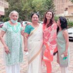 Isha Chawla Instagram - Azaad soch wale Azaad log …. #happyindependenceday Azaad raho … aahbaad raho #dressedfortheoccasion #bharat #india #azadi #tiranga #maa #dist #azadkhayal #freedom #eshachawla #gratitude