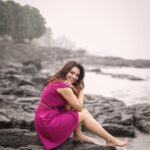 Isha Chawla Instagram - Stay in meditation at all times … only open your eyes to frown at the talks and then burst into laughter …. 💜💖💜💖💜 Photo maker - @karteeksivagouni . . . . #beach #vibes #weekendplans #tollywood #eshachawla #pink #sagar #calm #storm #meditation #love #photography #photoshoot #gameoftones #gratitude #life #lifeisgood