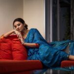 Isha Chawla Instagram - Cause the colour of the day is blue 💙 P.C - @karteeksivagouni #navratri #saree #jaimatadi #bindi #indian #traditional #sareelove #eshachawla #gratitude #gameoftones
