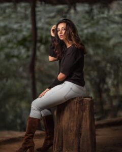 Isha Chawla Instagram - IN THE MIDST ... 
.
🖤
.

P.C - @karteeksivagouni 
Location - @hideoutfarmindia 

.
.
.
#eshachawla #black #photography #monochrome #love #gameoftones #darktone #bluejeans👖 #tollywood #photoshoot #gratitude