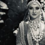 Isha Chawla Instagram - 🖤🤍🖤🤍🖤🤍 . . . . #eshachawla #monochrome #blacknwhite #love #photography #indianwear #bridalwear #traditional