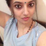 Isha Chawla Instagram - 🙃🙃🙃 .. . . . #indian #bindi #loveforindian #indianwear #ganpatidays #ganpatibappamorya