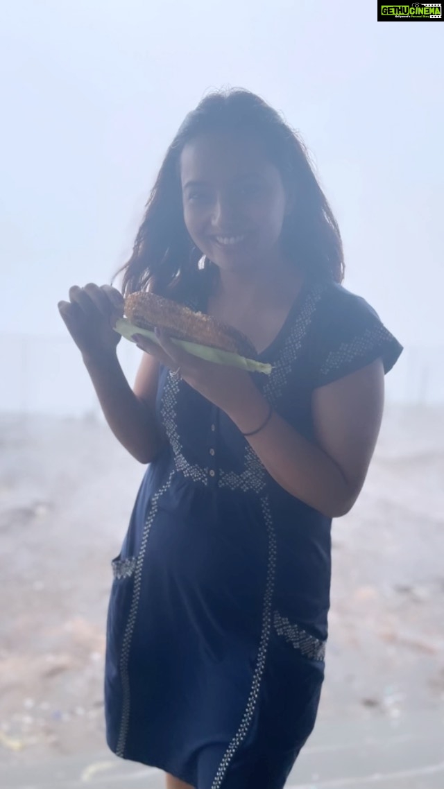Isha Chawla Instagram - When it’s raining just go to Lonavala… ♥️ . . . #eshachawla #monsoon #mumbairains #lonavala #love #barish