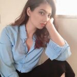 Isha Chawla Instagram - Ghar baithe baithe .... 😑😐😶 #quarentine #mondaymotivation #nomotivationtoday #mondayblues #life