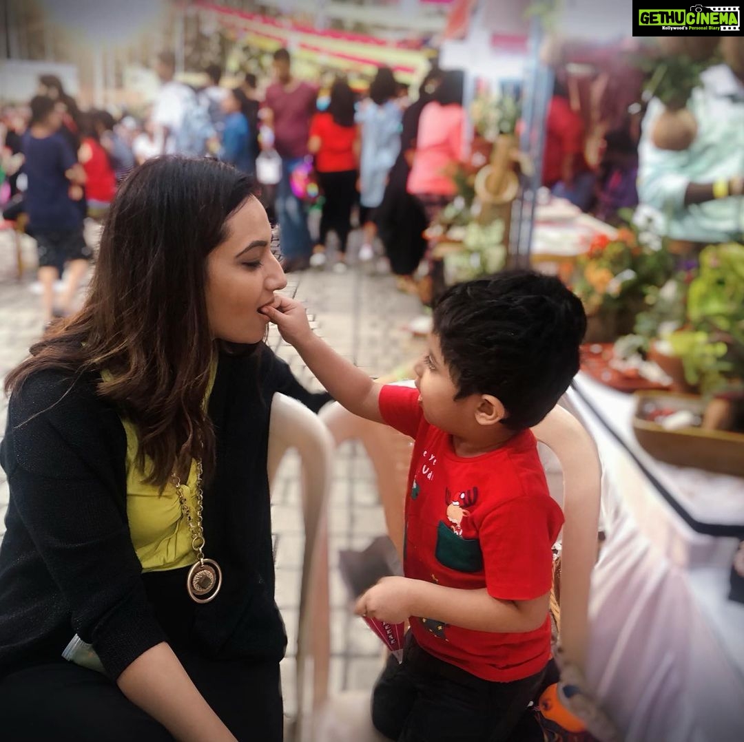 Isha Chawla Instagram - Feeding me some love ♥️😘 #love #veer #veernmassi #massilove #nutrition #lovepotion