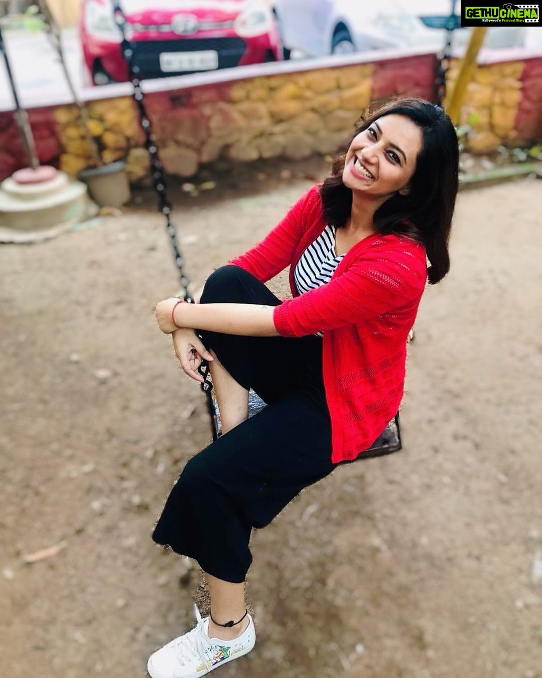 Isha Chawla Instagram - Dil to baccha hai ji ... isse baccha hi rehne do . Happy Children’s day ♥️♥️♥️