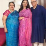 Isha Chawla Instagram - Parivar ❤️ #ganpatibappamorya #love #faith #ganesha2019 #gratitude