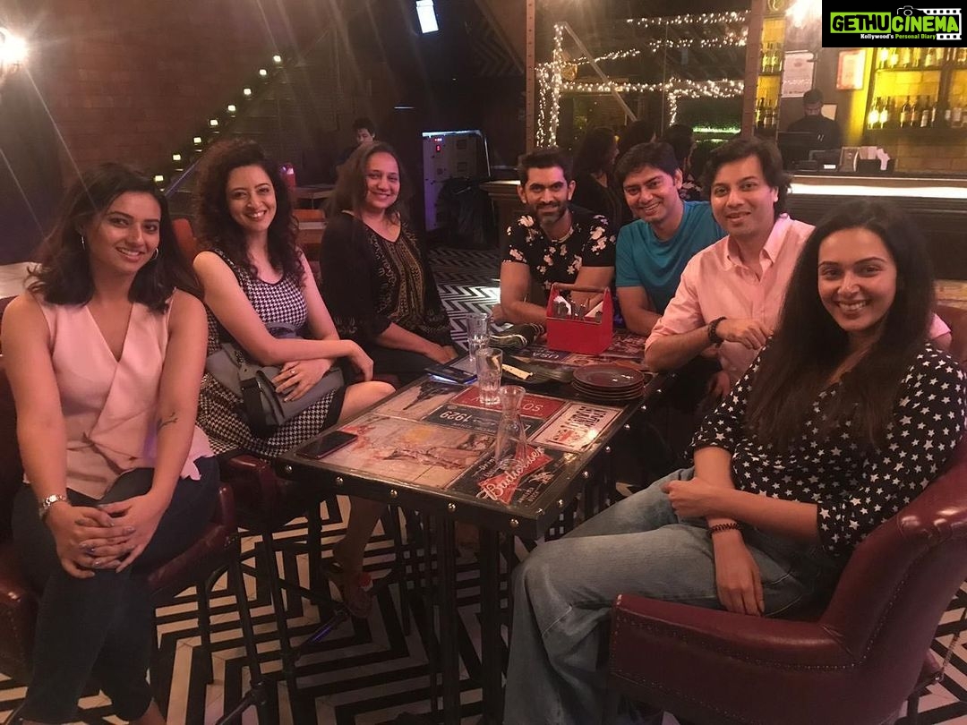 Isha Chawla Instagram - So this just happened ... finally after 10 years BJAS Reunion......❤️ #sundays