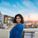 Isha Chawla Instagram - Itti si hasi itti si khushi .... Happy weekend. 😘😘😘 #loveyourlife #self #saree #happiness #ishachawla Styled by - @rishita.madas Photo - @karteeksivagouni Makeup n hair - @cozytoglam Costume- @taamara.hyd