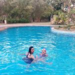 Isha Chawla Instagram - Pool time ❤️ with #mahi #veer #love #family #gratitude #summertime #familytime #pool #waterbabies