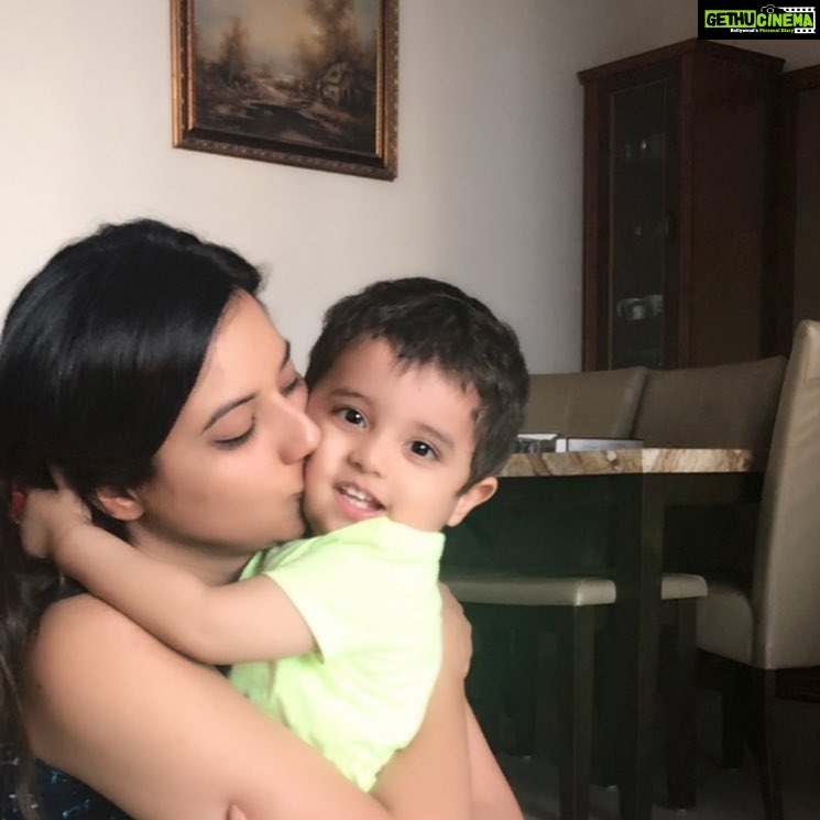 Isha Chawla Instagram - Dont need 4 walls to feel at home.... a pure warm embrace is where home is . ❤️ #veer #love #veernmassi #happiness #family #purelove #hugs #heart