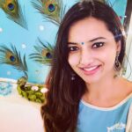 Isha Chawla Instagram - Following the theme . ❤️#ganpatibappamorya_ #gogreen #day4 #treeganesha #savetheenviroment #peacock decoration #ganpatidecoration