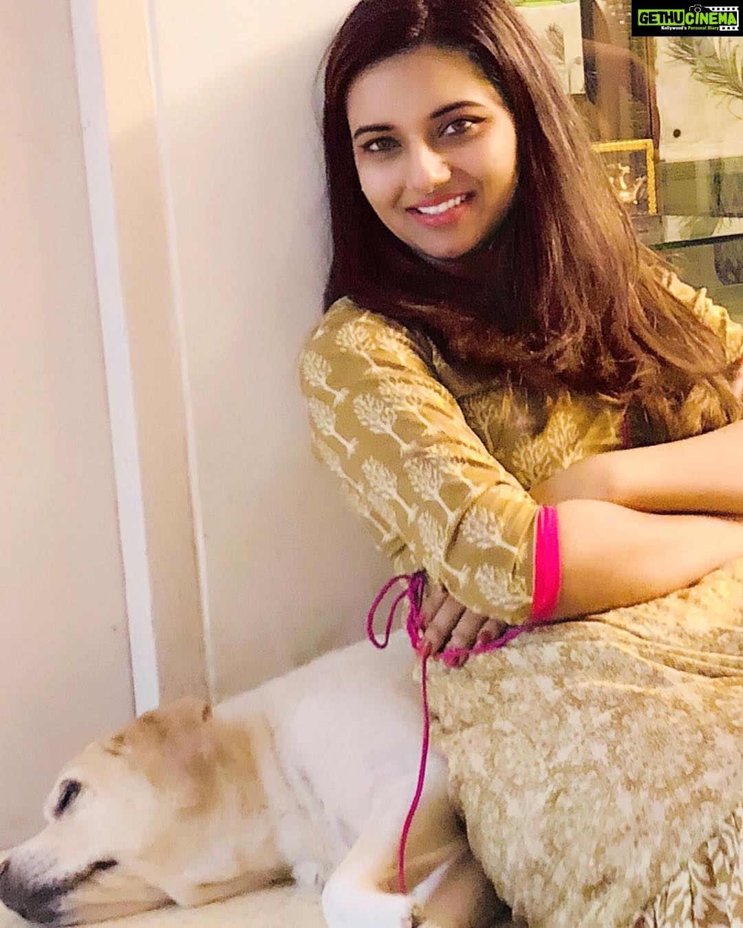 Isha Chawla Instagram - Tired Chanel post #ganeshaarti #ganpatibappamorya_ #ganesha #bhakti #green #treeganesha #saveearth #savetheenviroment #gratitude