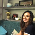 Isha Chawla Instagram - Happy Me , post an amazing play . AURAT AURAT AURAT ... must watch ❤️ #hapiness #theatre #life #gratitude P.C @priyawal
