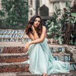 Isha Chawla Instagram - She's all about colors. @eshachawla63 #EshaChawla #TFI #TeluguActress #IndianActress #Colors #Steps #ColorGrading #Attitude #PosingIdeas #Gameoftones #PortraitsOfficial #ColorfulArt #OutdoorPortraits #TheColors #kARTeekSivagouni Mumbai, Maharashtra