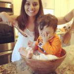 Isha Chawla Instagram - What’s for dinner ... veer😍... i could actually eat him up 🙈... for his cuteness ...#happiness #massilove #philly #holiday #usadiary #usa #family #familytime #loveofmylife #gratitude #indebted to the #universe