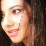 Isha Chawla Instagram - Gazing into the beauty of the day... n it never fails to take my breath away. 😊 have a gorgeous day 😘... #lovemylife #happiness #koka #nosepin #life #love #kokaisback #indebted to the #universe