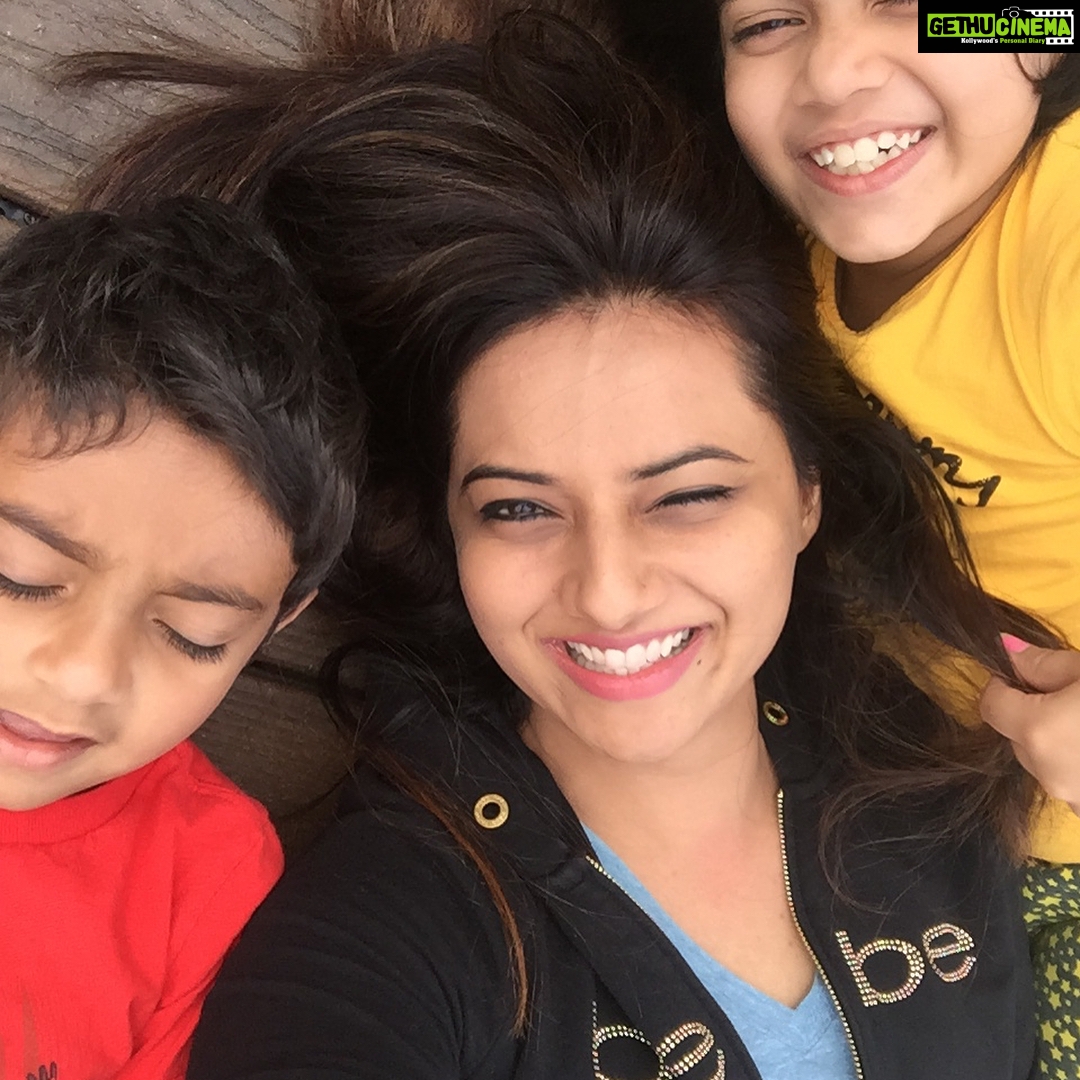 Isha Chawla Instagram - Hello from Philli..😘 Home away from home 💖... #vaccation #philadelphia #usa #family #familytime #happiness #love #gratitude #indebtedtotheuniverse #massi #massilove