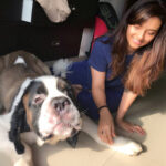 Isha Chawla Instagram - Awww ...😍Gabbar came to say bye... 😘😘💖 #byebye sweetheart . #longvacation #happiness #life #gratitude #family