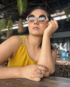 Isha Chawla Instagram - Just a Casual weekday after noon with @ikeda.kayokai ♥️
.
.
.
#dosti #dostiyari #eshachawla #fromwhereweleft #gratitude #eternalbonds #nofilters #nofilter