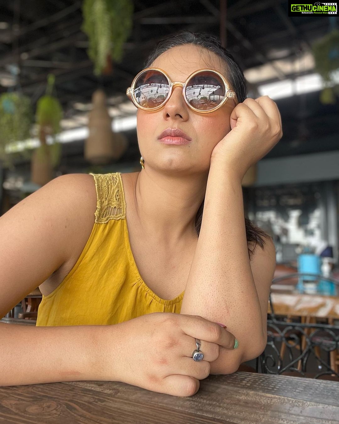 Isha Chawla - 11.8K Likes - Just a Casual weekday after noon with @ikeda.kayokai ♥️
.
.
.
#dosti #dostiyari #eshachawla #fromwhereweleft #gratitude #eternalbonds #nofilters #nofilter