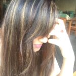 Isha Chawla Instagram - If you’re missing color in life. Just color your hair 😬😬😬#change #new #color #changeisgood #always keep the #frequency #high #highlights #balayage #bblunt