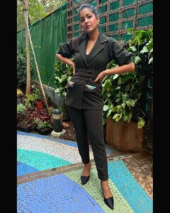 Ishita Dutta Instagram - #Drishyam2 
So excited for you guys to watch it ❤️❤️❤️

Outfit: @shalinirathodofficial
Stylist: @styledbynikinagda