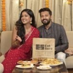 Ishita Dutta Instagram - Feast together this Diwali with EatSure just like how @vatsalsheth and I did!✨🪔 . Order from Multiple Restaurants in ONE Order only on EatSure and get FREE Delivery every time and also a FREE Dish with every order!! 🙌 @eatsureofficial . . #diwali #diwali2022 #diwaliparty #diwalivibes #happydiwali #eatsure #foodcourtonanapp✨