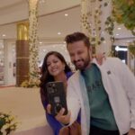 Ishita Dutta Instagram - Lights, Happiness, Magic! This festive season, we witnessed it all in Pune @phoenixmctypune. The scintillating, stunning and grand decor, the festive feels all around the mall and a wide range of brands to shop from, our Phoenix experience was amazing. Wishing you all a Happy Shopping Season :) #PhoenixMarketcityPune #LightsOfHappiness #PhoenixFestival