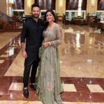 Ishita Dutta Instagram - Diwali Celebrations 🪔 💫 . . . Outfits @poonammittalofficial @viralmantra @_umangmehta #diwali #celebration #couplegoals Mumbai, Maharashtra