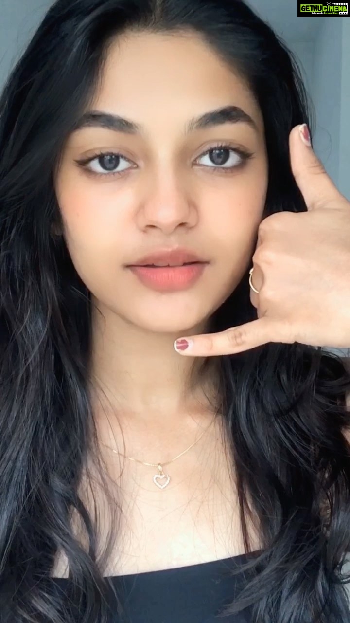 Ivana - 1.1 Million Likes - Hola 📞
#reels#reelsinstagram#trending#transitionreels#instagood
