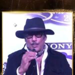 Jackie Shroff Instagram – Repost from @sonytvofficial 
Jackie da ne apne khaas Bhidu waale style mein @amitabhbachchan ji ko janmdin ki badhaai di!

Dekhiye #Kaun Banega Crorepati, aaj raat 9 baje, sirf Sony par.

#KBC2022