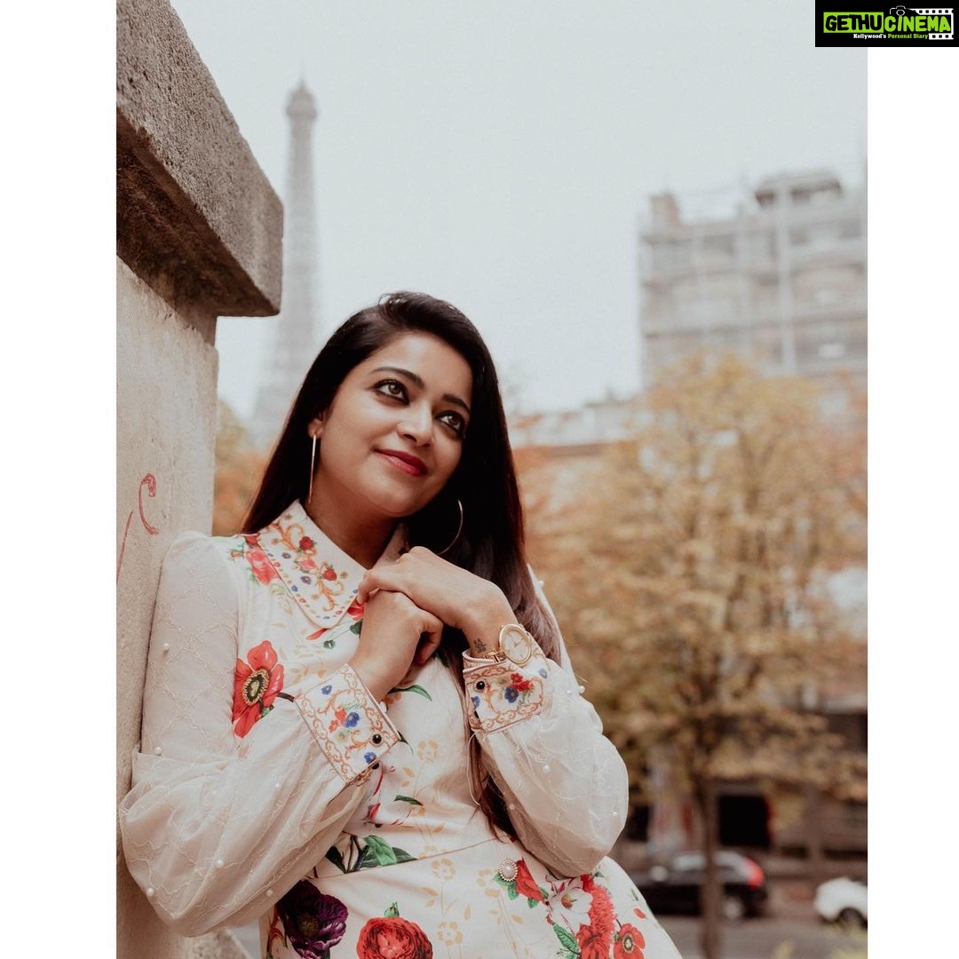 Janani Iyer Instagram - Clearly, I couldn't pick just one photo to post from this day! 📸- @njenani_photography Travel Partner- @gtholidays.in Outfit - @thehazelavenue Paris, France