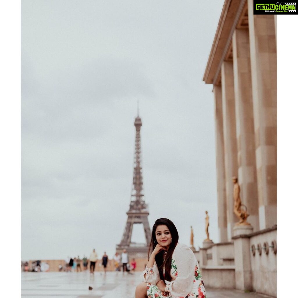 Janani Iyer Instagram - Clearly, I couldn't pick just one photo to post from this day! 📸- @njenani_photography Travel Partner- @gtholidays.in Outfit - @thehazelavenue Paris, France