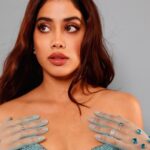 Janhvi Kapoor Instagram - the vision was Botticellis Venus meets The Little Mermaid 🧜🏼‍♀️