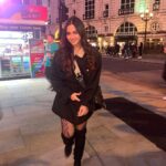 Jannat Zubair Rahmani Instagram – Live
Love 
London 🖤

Kulche Chole vekhan jana hai London waleyon 11 November nu.
#kulchechole #kulchecholepromotions