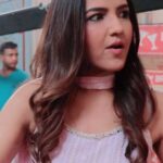 Jasmin Bhasin Instagram - Story behind the cycle ride shot 🤣🤣🤣🤣 #moreysaiyaanji @maninderbuttar @whitehillmusic @jaani777 @bpraak