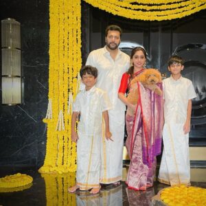 Jayam Ravi Instagram - தீபாவளி நல் வாழ்த்துக்கள் 🙏🏼