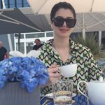 Kainaat Arora Instagram – “Nothing soothes the soul like a day by the ocean…
🌸
🌸
🌸
#kainaatarora #mornings #breakfast #teabytheview #morningslikethese Burj Al Arab