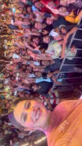 Kainaat Arora Instagram - This is how we Rock #patna & The Biggest #Dandiya #Bash .. 
Thank you @dainikjagrannews for having me As Your guest of honour & Gratitude For so much love #PatnaWaalo for a full house #concert #KainaataroraLive #KainaataroraConcert #Kainaatarorafans #Gratitude #Humbeled 
Business manager : @business.manager_kainaat 
Glam : #Kainaatarora
Hair : @simaraj482
Jewels: #kainaatarorajewels