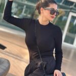 Kainaat Arora Instagram – Black says I don’t Bother You & You Don’t Bother me … 
🖤
🖤
🖤
🖤
🖤
🖤
#kainaatarora SAL at Burj Al Arab