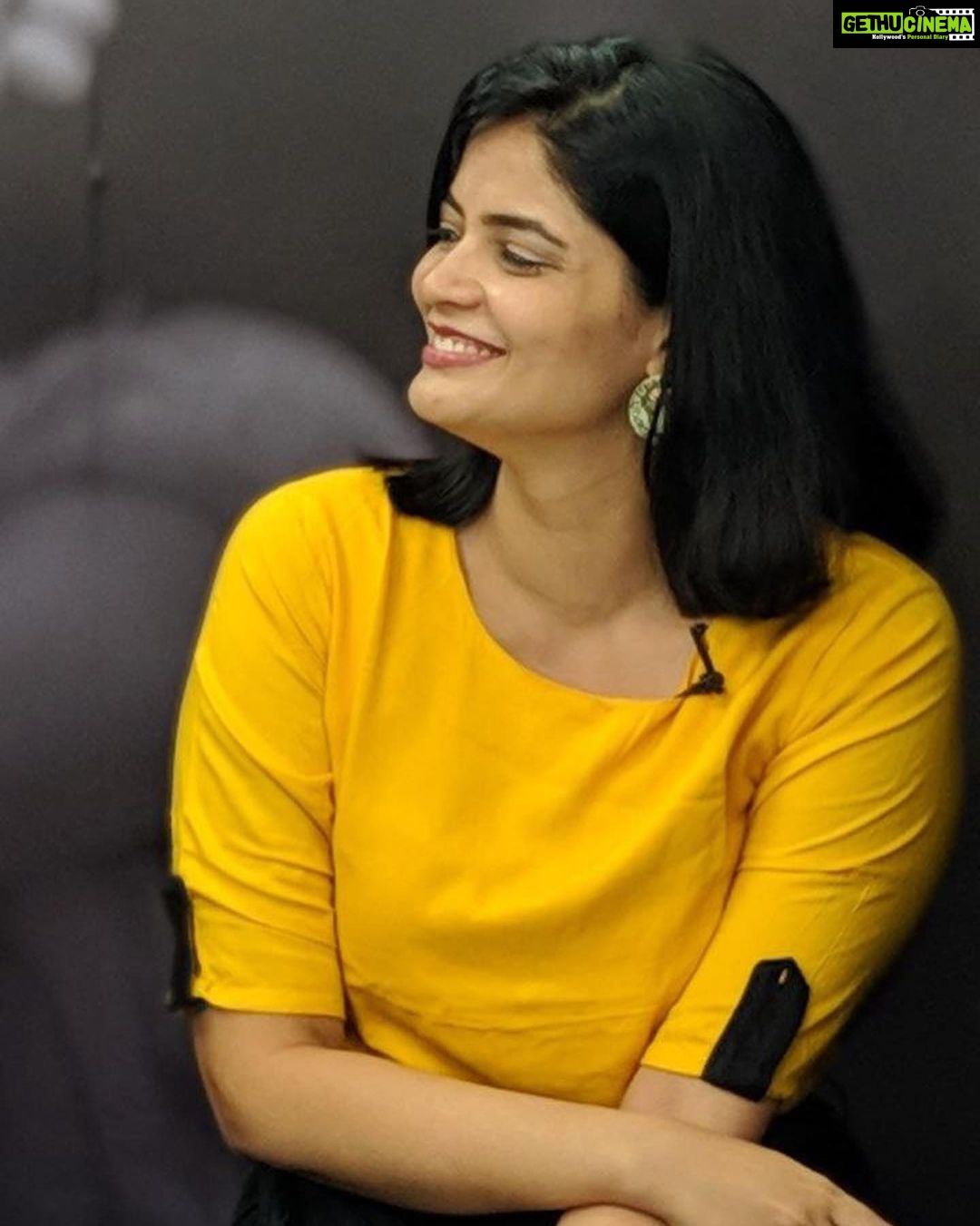 Kalpika Ganesh Instagram - While I read and listen to all what you have to say patiently You also should know you don’t have rights on anyone/any women/any social media platform We all as actors are here to project our work if u don’t find our work that worthy u are always free to unfollow/mute/block/restrict or even report or just see the content n just stay silent While I understand from where you educated/uneducated/show off/time pass/fit for nothing/desperate/needy/attention seeking/zero productive/jealous/insecured/men/women/bacha/bachi /uncle/aunty The only thing I feel is PITY Life is beyond all this Since actors like us can’t show all our talents in one role or one movie we have got many platforms to put it out there with a sense of encouragement not BULLY Stop online bully it’s equal to in person rape And if you feel I am strong Stop advising or suggesting me What goes around will surely come back, come back huge Yeah I am a warrior and the War has begun with many set of warnings The only thing I can do is give you some brains and just SMILE Coz it costs nothing Cyber bullying includes #whatsapp #instagram #facebook #twitter #call #messages #filthymemes #reels #pics #smile #kalideology #cyber #cyberbullying #women #speakup #stophiding #kalpika #iamkalpika #kalquotes