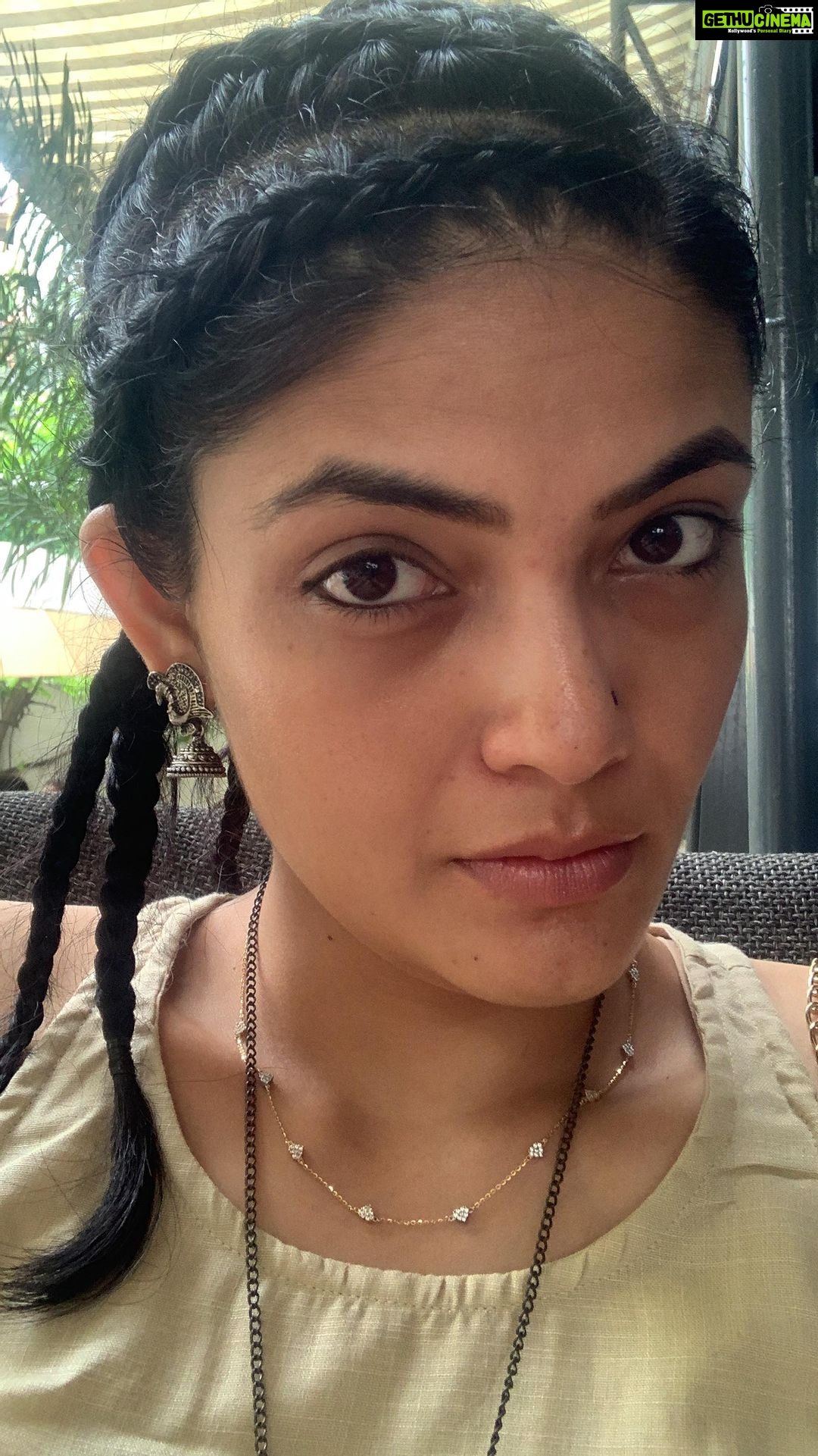Kalpika Ganesh Instagram - When me and my lolli partner @makeupbykrishnaveni decide to meet and chat both our hand are never wanting to be idle and we created this look in 40min And I slayed it easily for 4 complete days To loads more conversations and experiments💞 #braid #conversation #friends #friendslikefamily Agrata Hair and Beauty